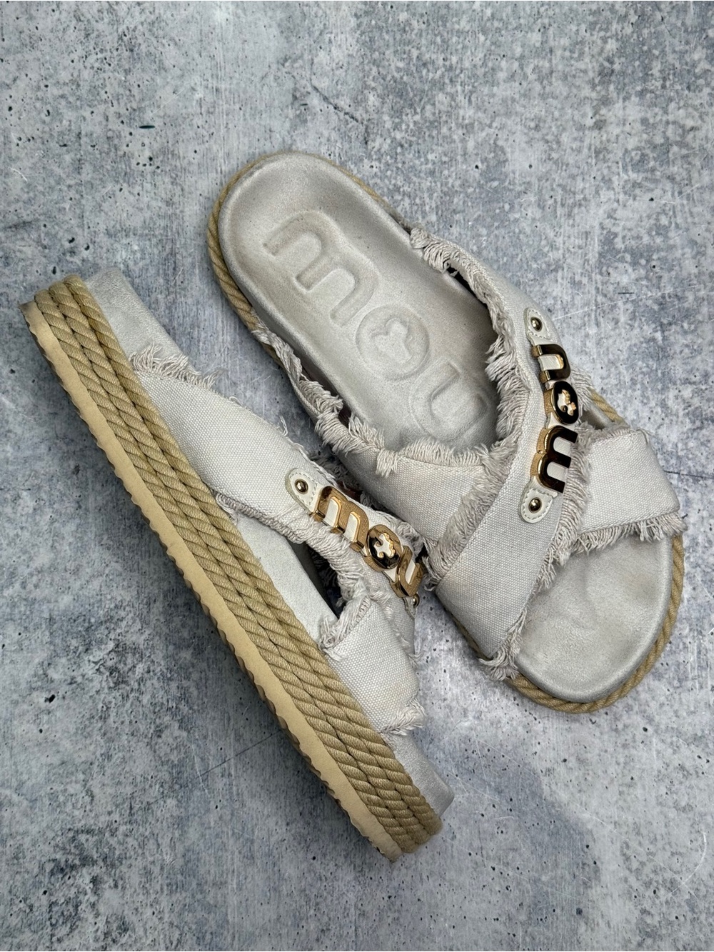 MOU Criss-cross Sandal 39